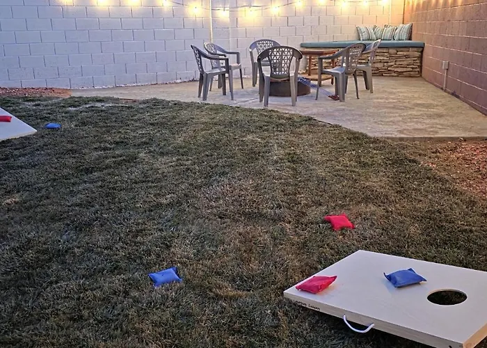 Hot Tub, Game Room, Kayaks, Boat Parking, Backyard, King, Fire Pit, Pets, Wd Ferienhaus *
