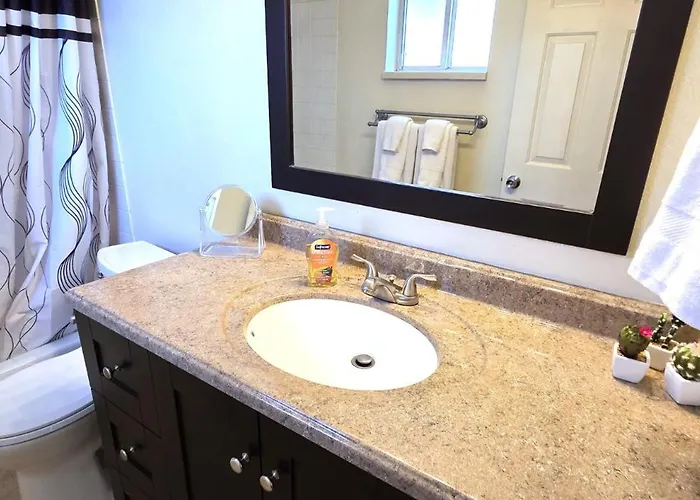 Hot Tub, Game Room, Kayaks, Boat Parking, Backyard, King, Fire Pit, Pets, Wd Ferienhaus